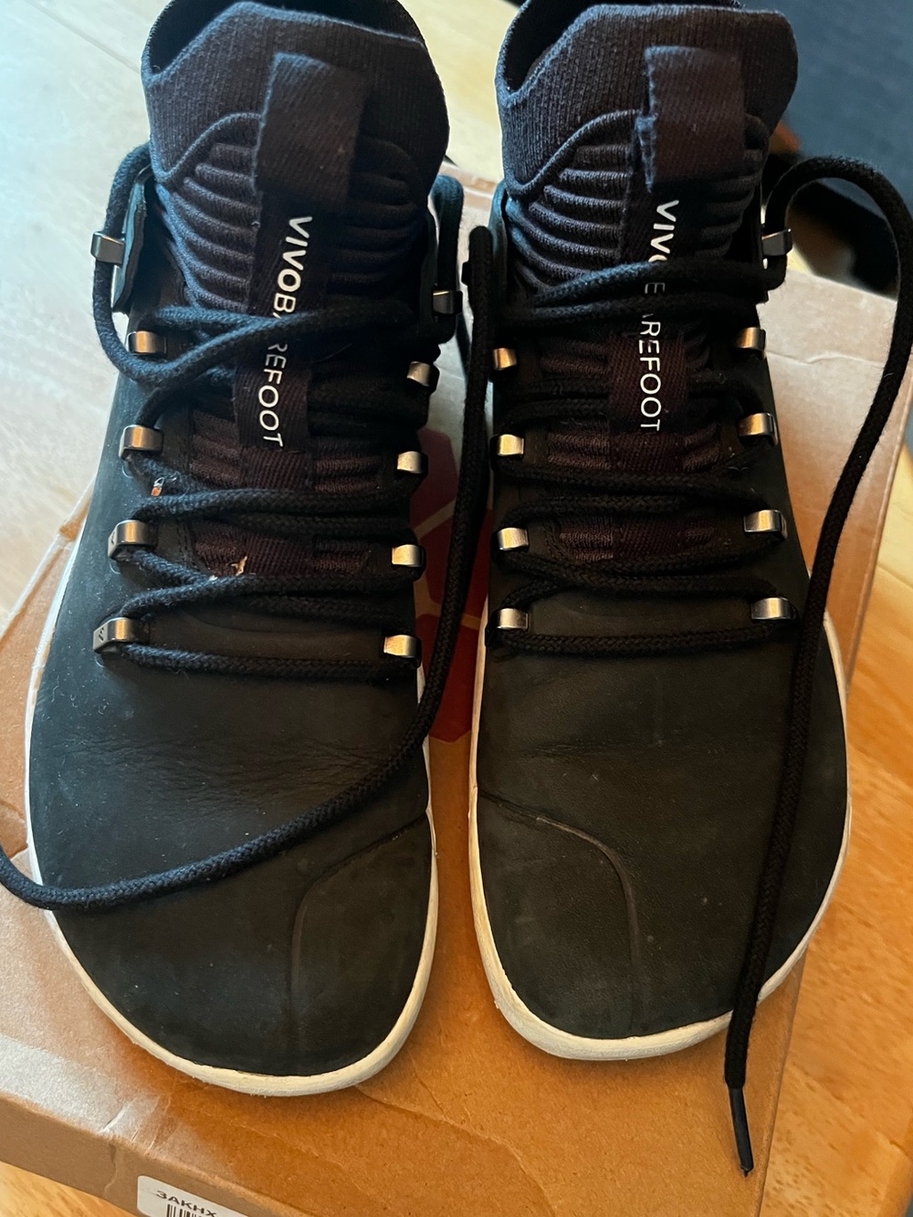 Vivo barefoot Black Minimalist shoe